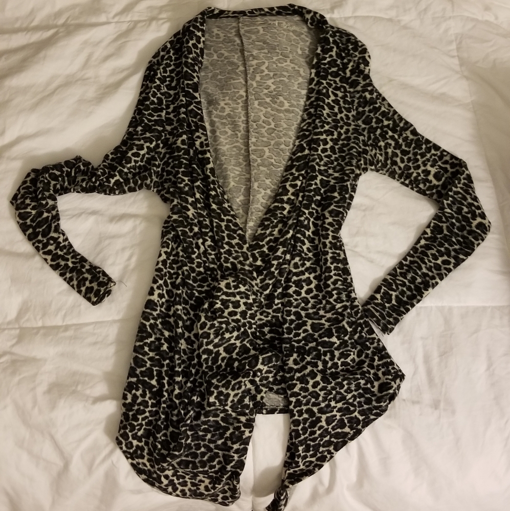 5 1x sweaters